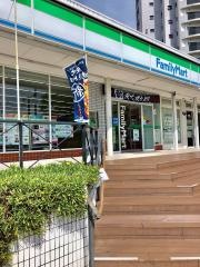 ファミリーマート　浦安マリーナ店