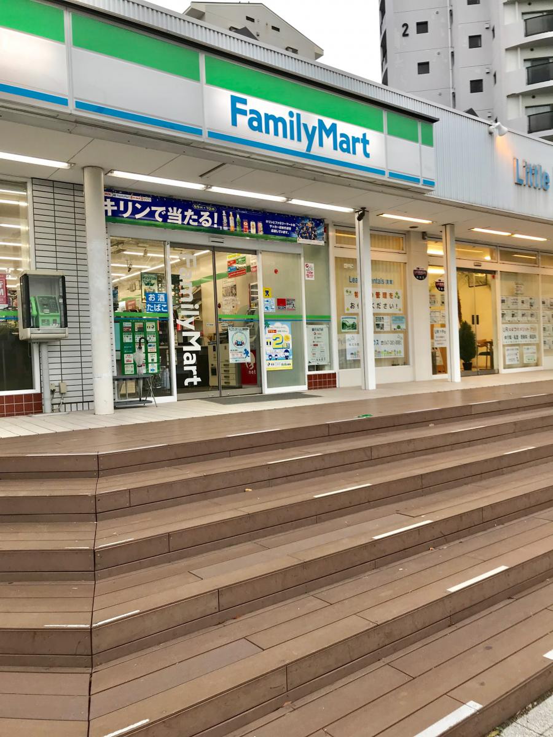 ファミリーマート 浦安 若潮 通り 店