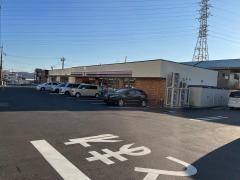 セブンイレブン　秦野堀川店
