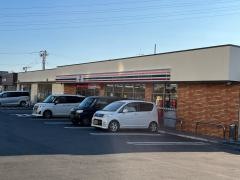 セブンイレブン　秦野堀川店