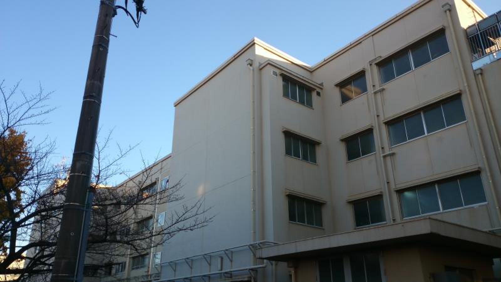 横浜 市立 日吉 台 中学校
