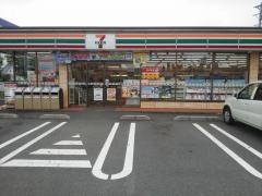 セブンイレブン　藤枝築地店