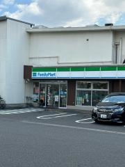 ファミリーマート　昭和檀渓通四丁目店