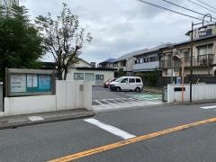 「市川税務署」バス停留所