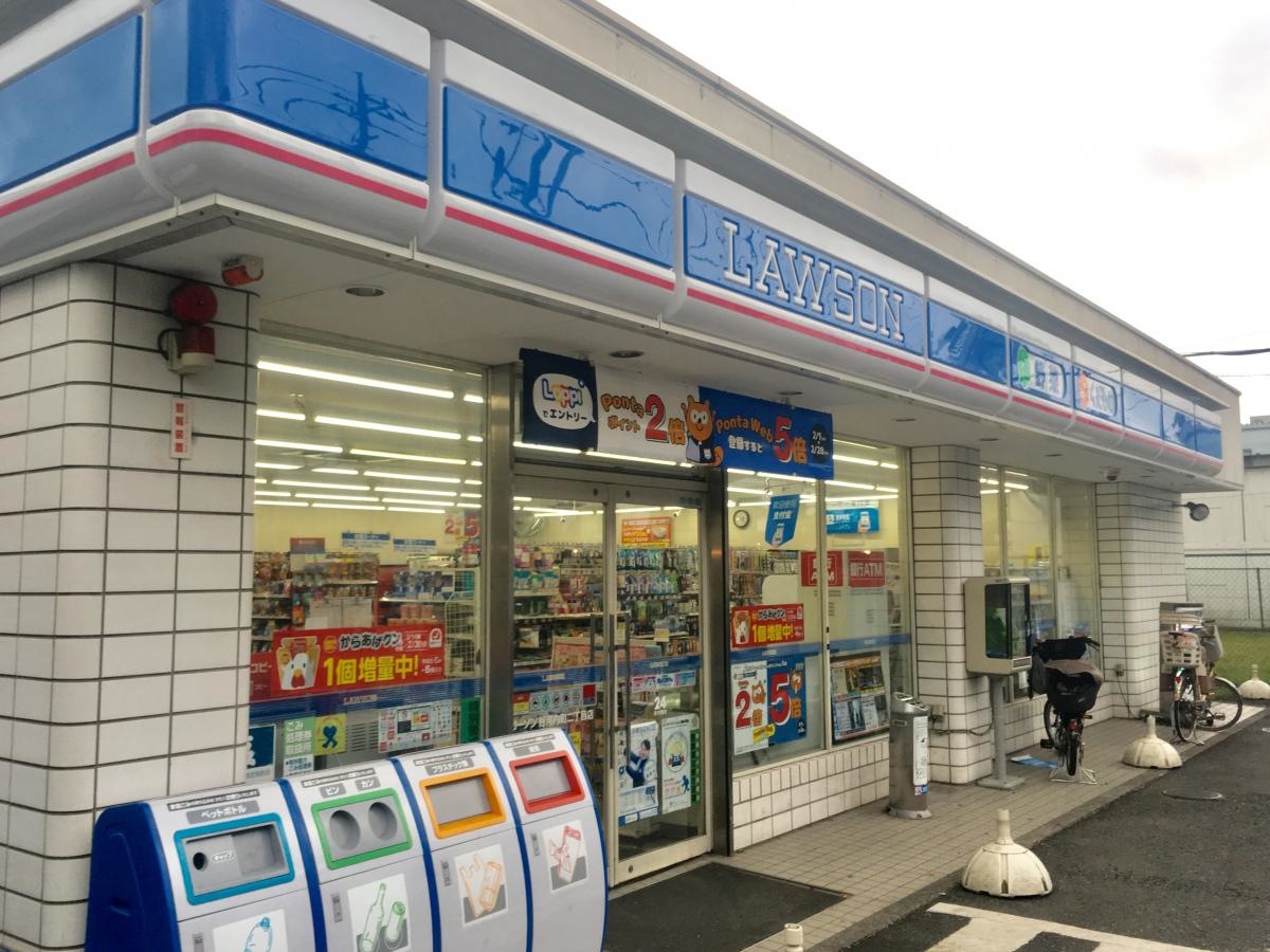 ローソン谷河内町2丁目店の店舗外観