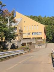 栄村立栄中学校