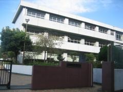 藤沢市立大庭中学校