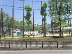 東泉丘小学校