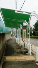 「小束山小学校」バス停留所