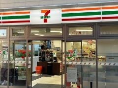 セブンイレブン　大田区糀谷駅前店