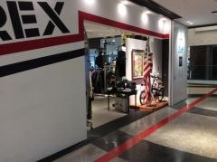 ＡＶＩＲＥＸ　梅田