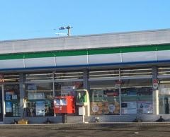 ファミリーマート　バイパス若林店