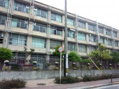 大阪市立港南中学校
