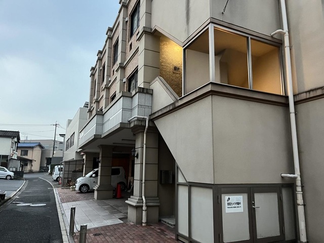 ハレ・クプナ 施設外観