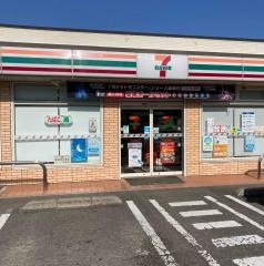 セブンイレブン　小松町新屋敷店