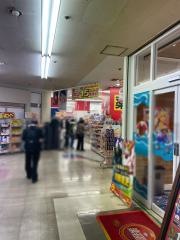 サンドラッグ　立川南口店