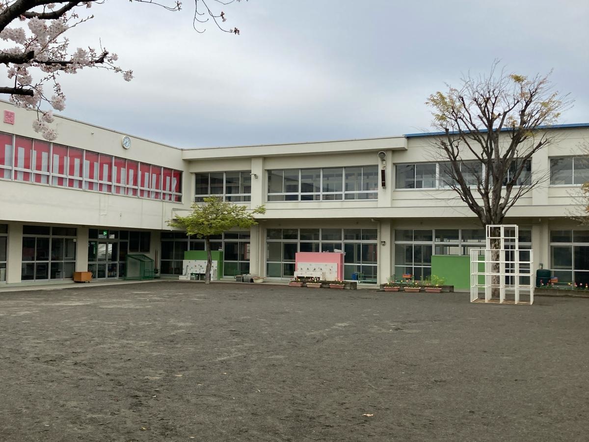 かもめ幼稚園の施設外観です。