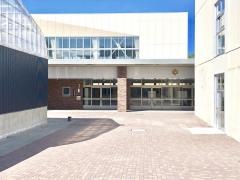 本通小学校