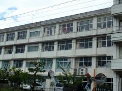徳島市立川内中学校