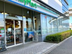 ファミリーマート　オンワードベイパークビル店
