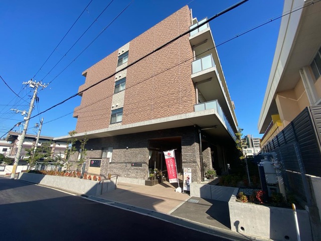 ＳＯＭＰＯケア　ラヴィーレ豊中 施設外観