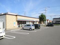 セブンイレブン　札幌新川西3条店