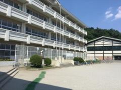 城山中央小学校