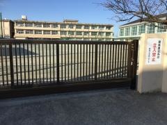 修道小学校