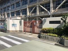 瓦林小学校