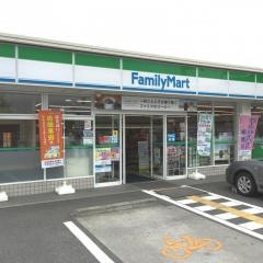ファミリーマート　三田天神店