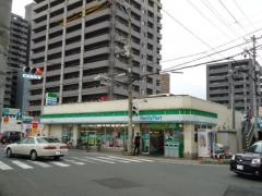 ファミリーマート　福山駅北口店