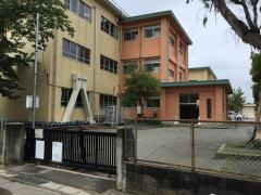 幕張東小学校