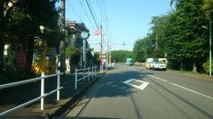 「白山公園」バス停留所