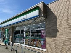 ファミリーマート　松阪山室町店