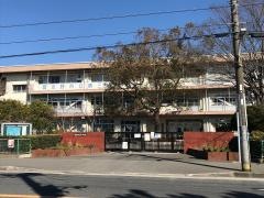 習志野市立第三中学校