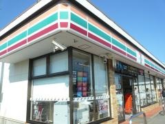 セブンイレブン　山梨北店