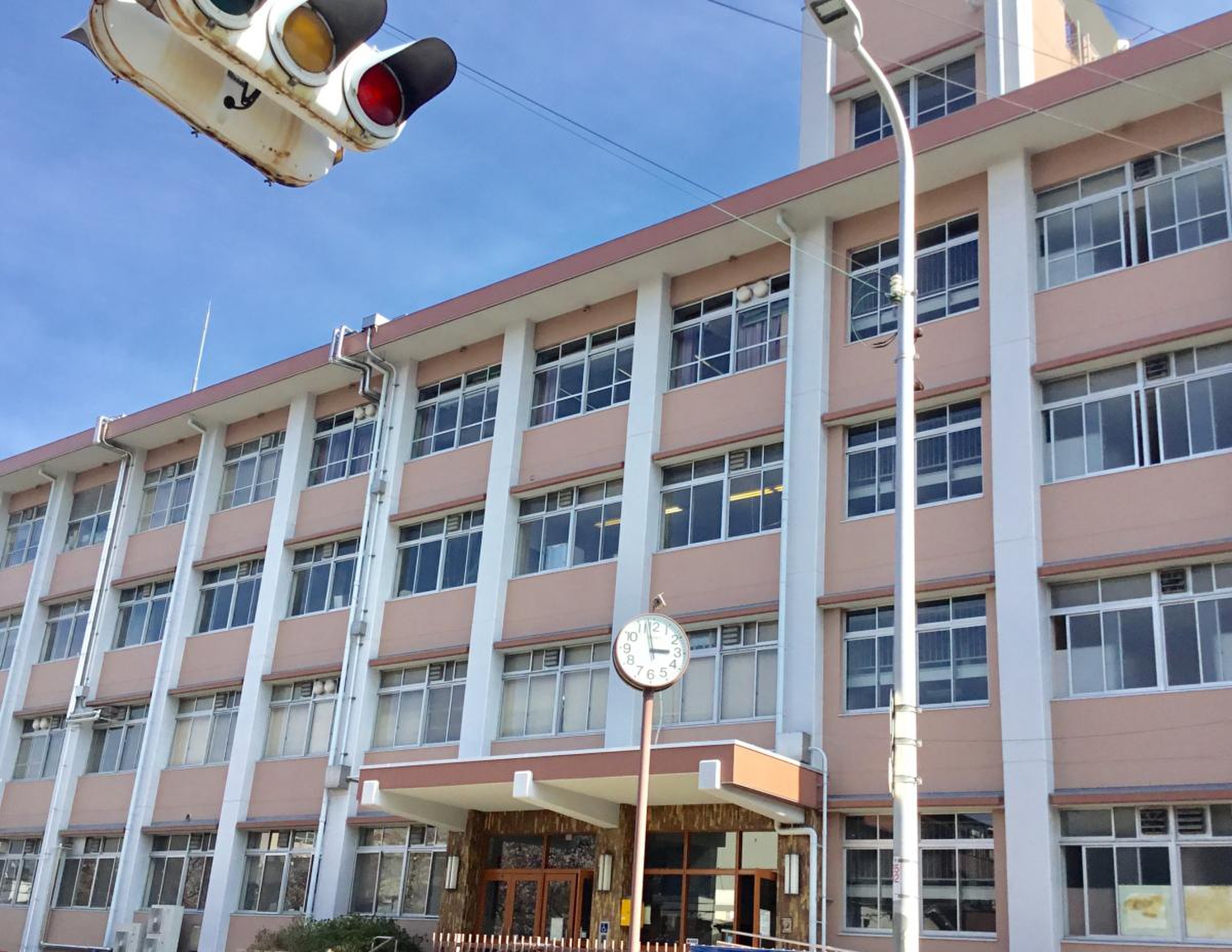 大阪 府立 市岡 高等 学校