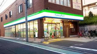 ファミリーマート　吹田垂水一丁目店