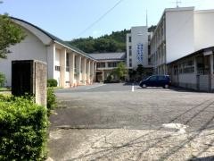 用瀬小学校
