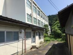 用瀬小学校