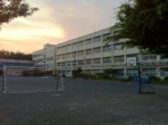 山下小学校