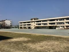 敬和小学校