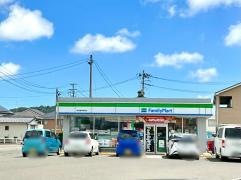 ファミリーマート　柴田農林高前店