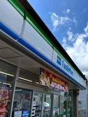 ファミリーマート　サンリバー四万十店