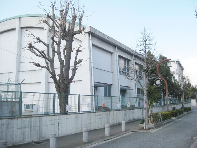名和小学校
