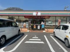 セブンイレブン　阿久比椋岡店