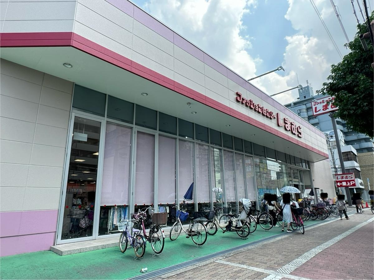 店舗正面　南西側より