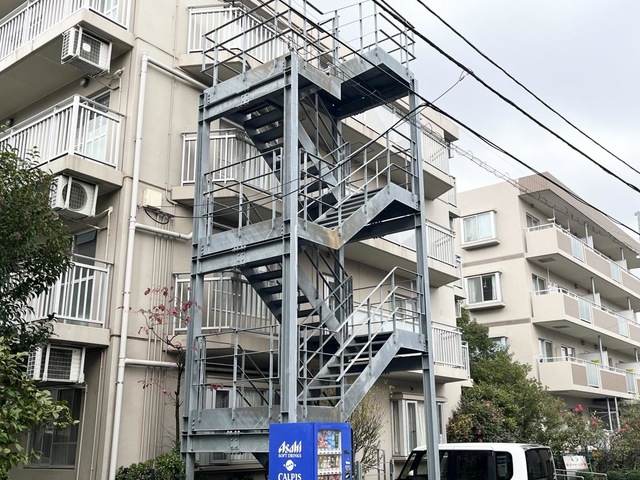 足立やわらぎ苑