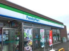 ファミリーマート　行方玉造店