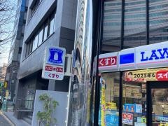 ローソン　金港町店
